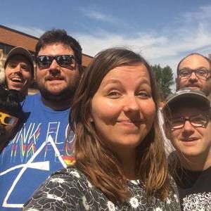 Meet your Posher, Jazmine